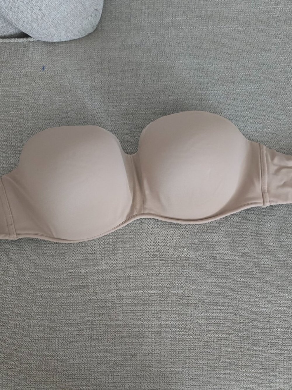 Soma Stunning Starlet Underwire Lined Strapless Bra Size 42C